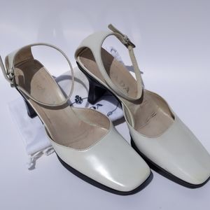 Prada, white retro leather heels. 37 / 7